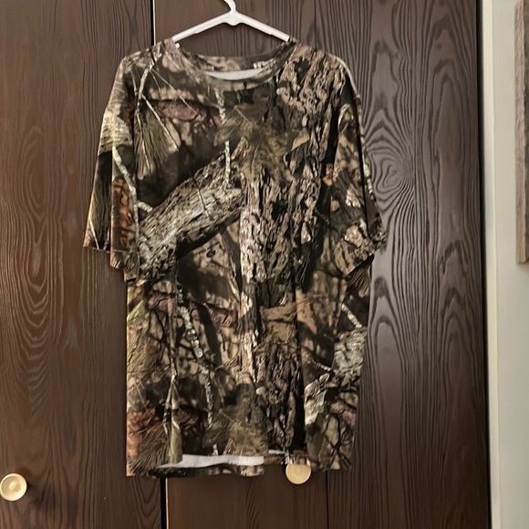 Magellan Outdoors Other - Magellan outdoors hunt gear Camo short sleeved shirt. Size 2XL